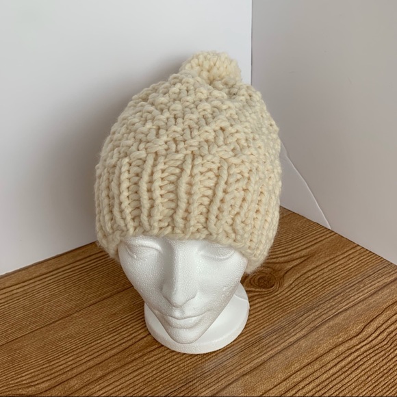 Crochet hat - Picture 3 of 3